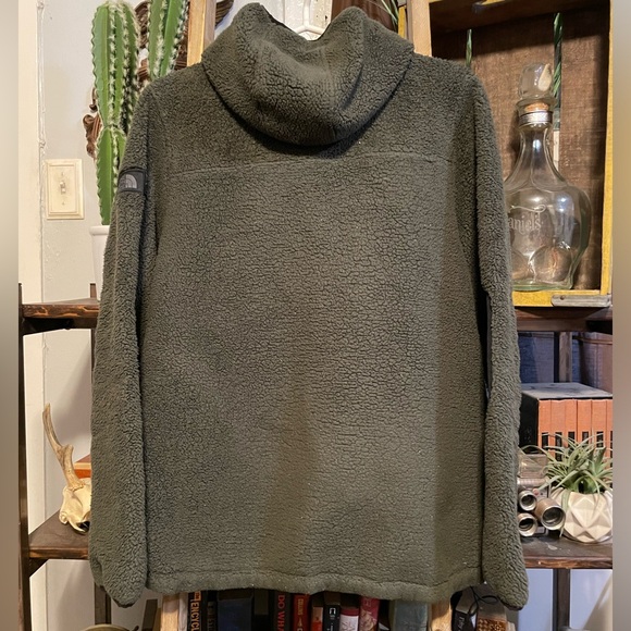 The North Face Campshire Green Pullover Hoodie Sherpa Fleece Women’s Large GUC - Picture 5 of 5